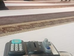 Celengan Unik Musala Wisma Kalla Makassar